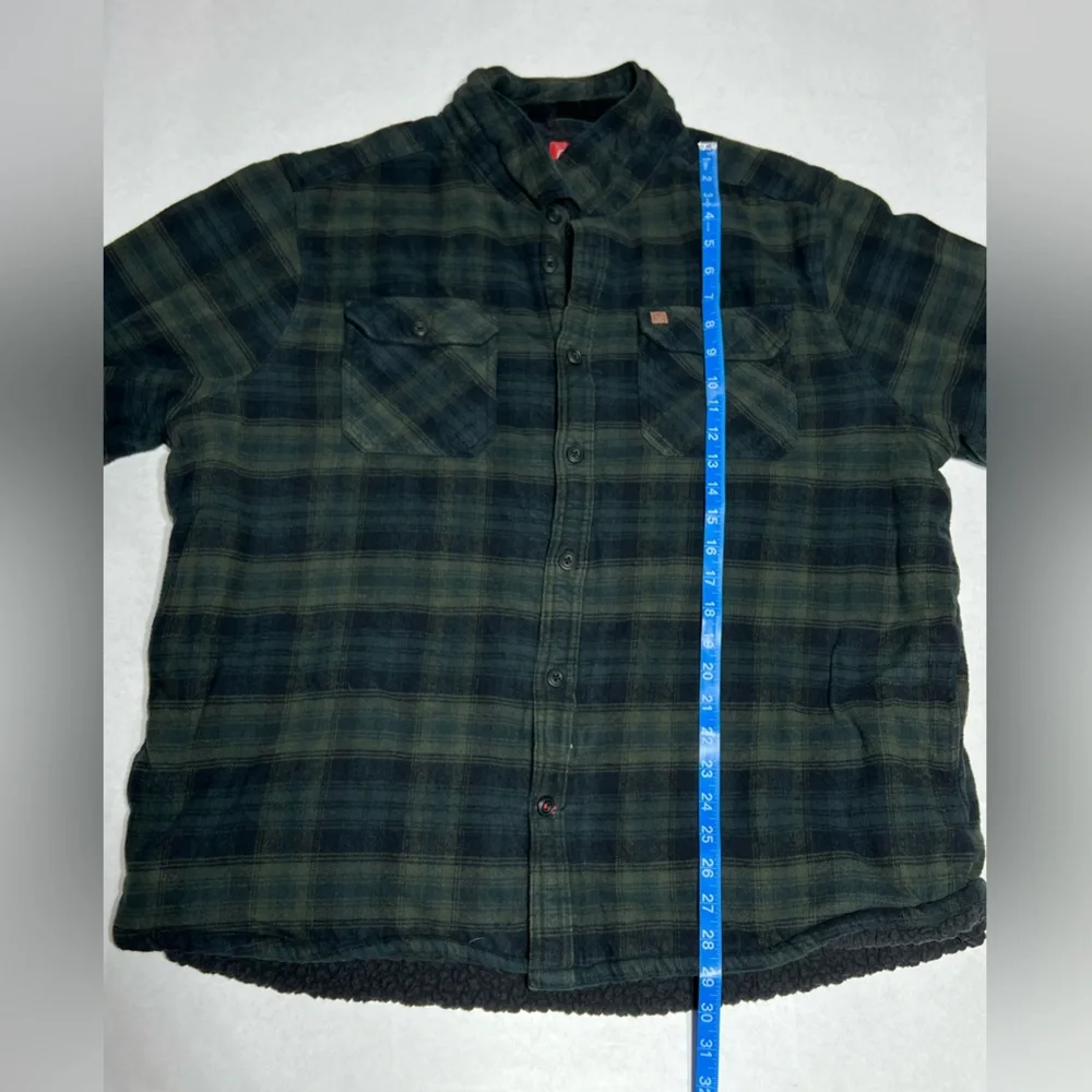 Coleman Flannel green flannel long sleeve shirt. Size XXL